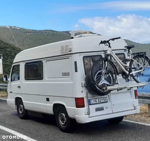 Mercedes-Benz MB100 - 16