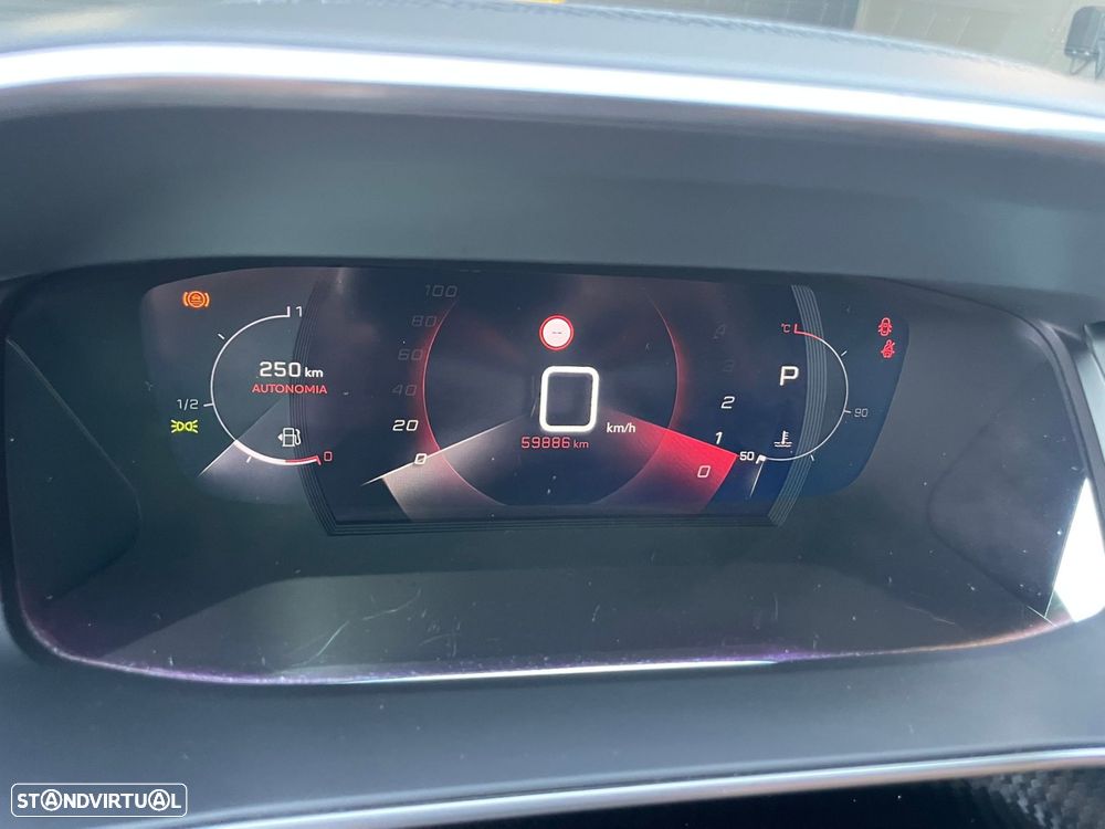 Peugeot 2008 1.5 BlueHDi GT Line EAT8 - 18