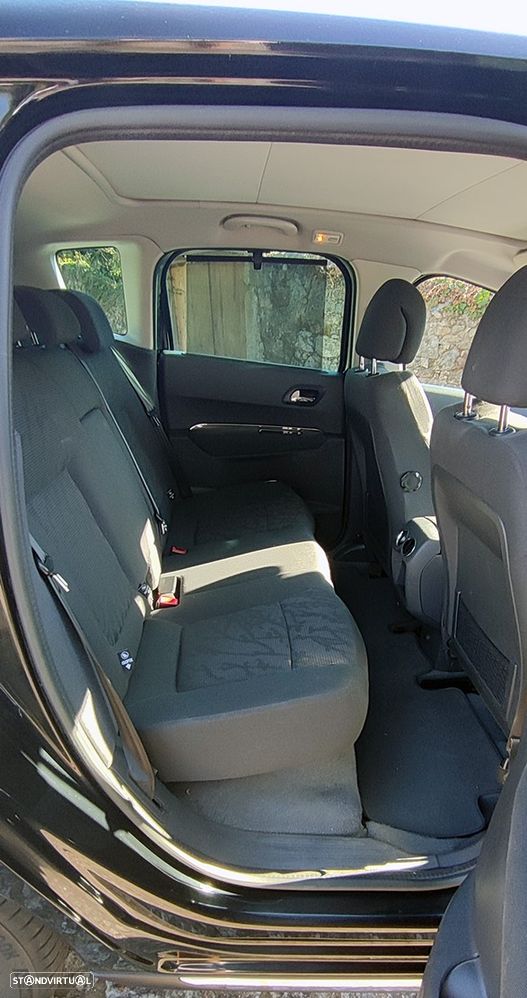 Peugeot 3008 1.6 HDi Style - 11