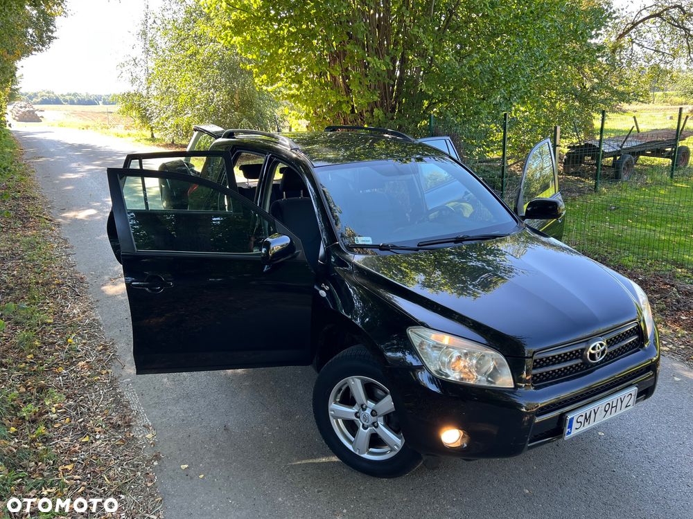 Toyota RAV4 2.2 D-4D Premium - 9