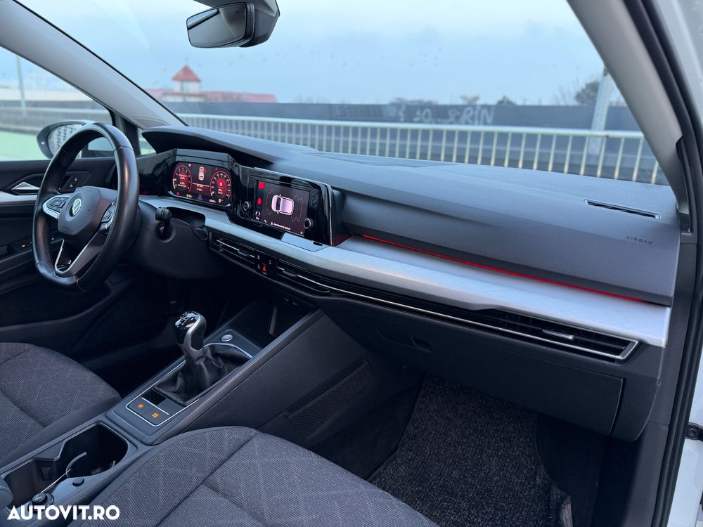 Volkswagen Golf 1.0 TSI Life - 22