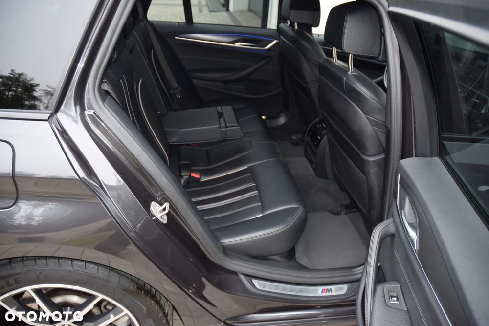 BMW Seria 5 518d mHEV M Sport sport - 29