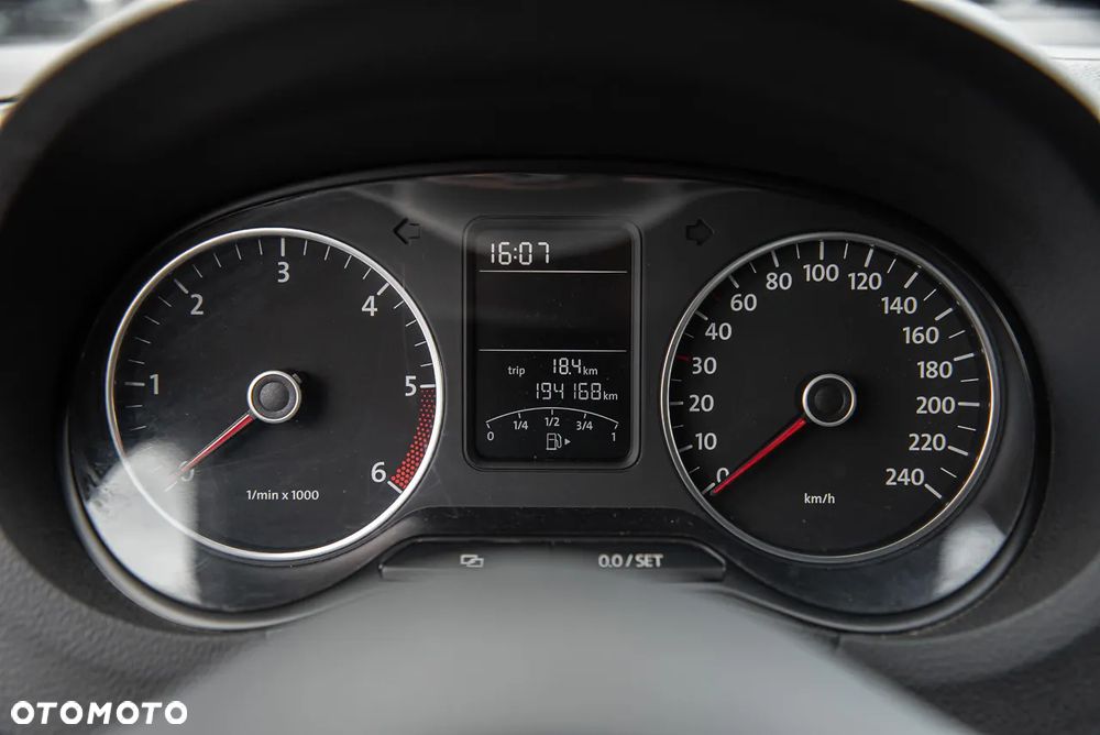 Volkswagen Polo 1.6 TDI Blue Motion Style - 19