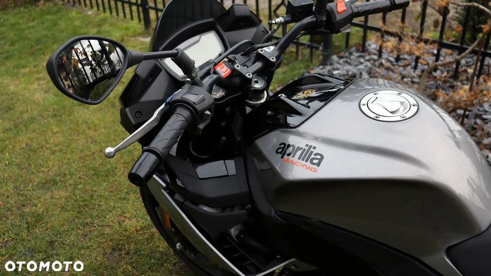Aprilia Tuono - 17