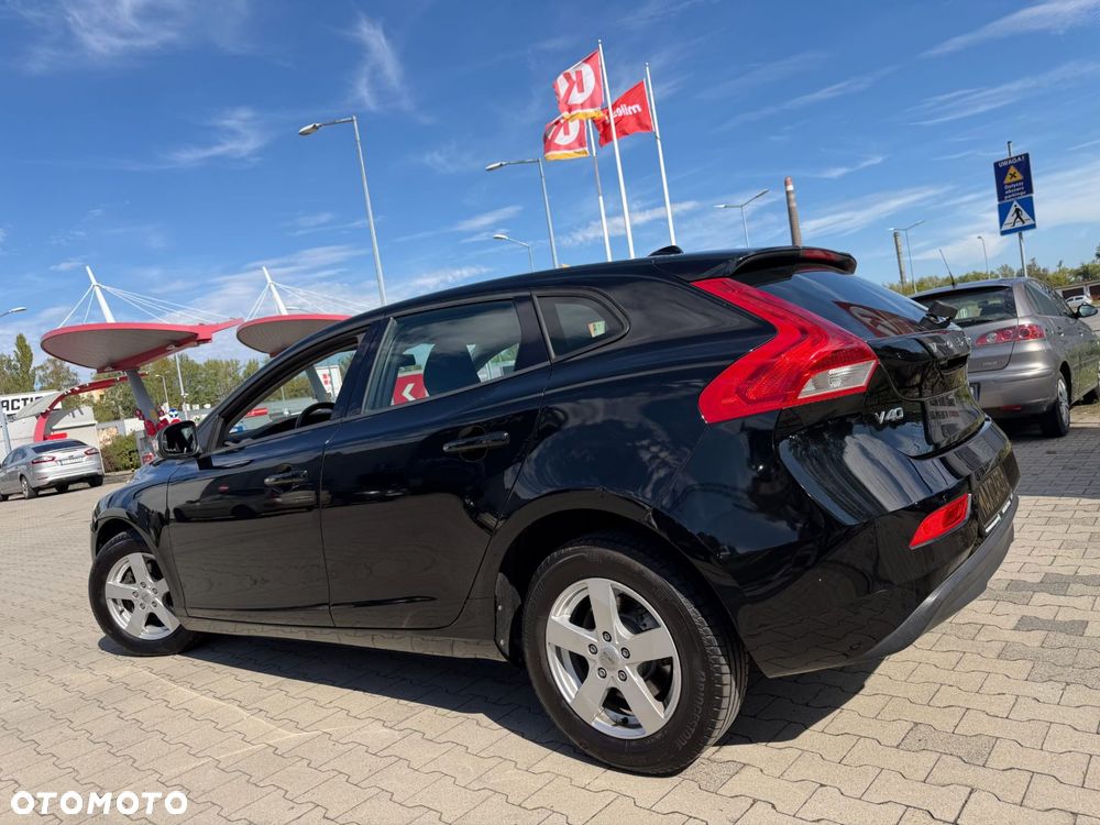 Volvo V40 - 9