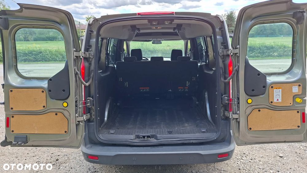 Ford Transit Connect - 8