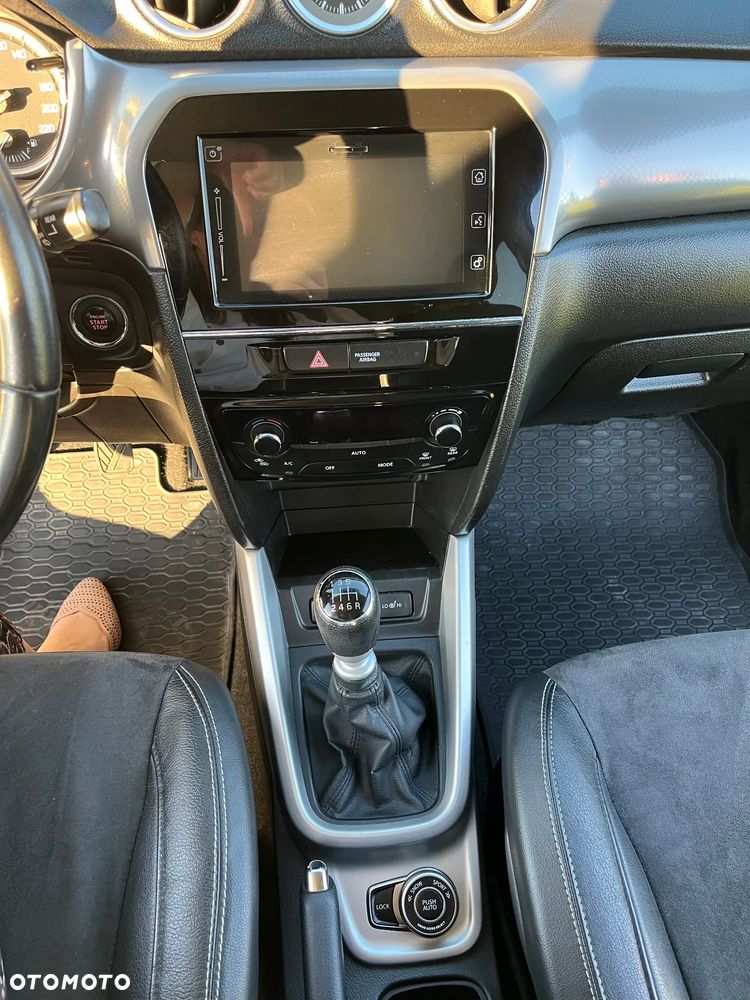 Suzuki Vitara - 25
