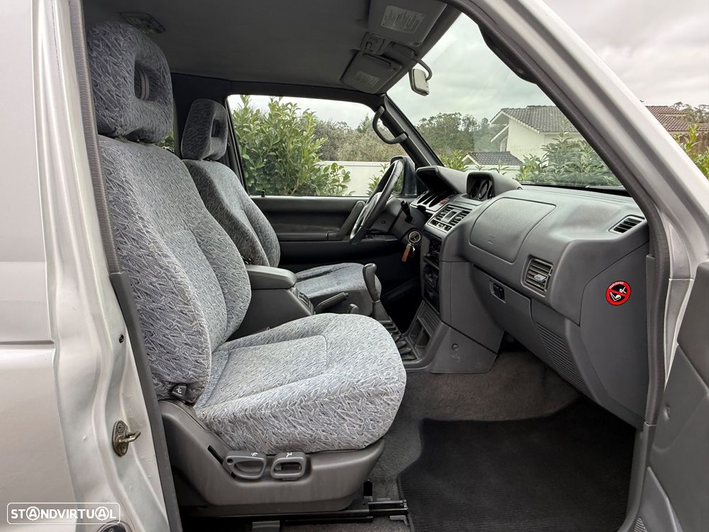 Mitsubishi Pajero 2.8 TD GLS ABS - 22