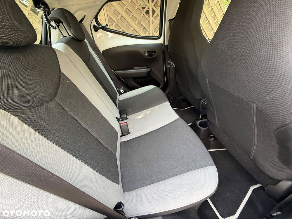 Toyota Aygo - 14