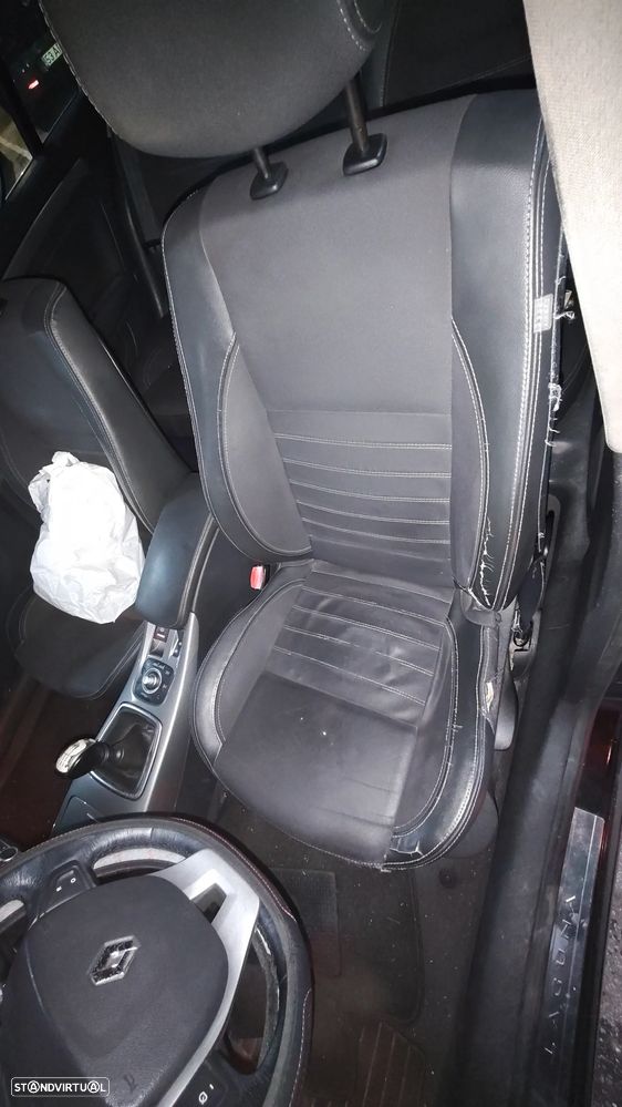 Renault Laguna 1.5 dCi Black Line - 7