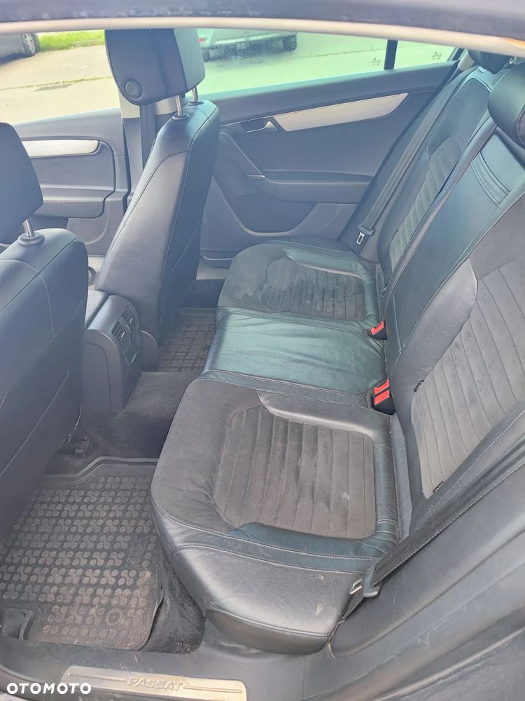 Volkswagen Passat 2.0 TDI 4Mot Highline DSG - 6