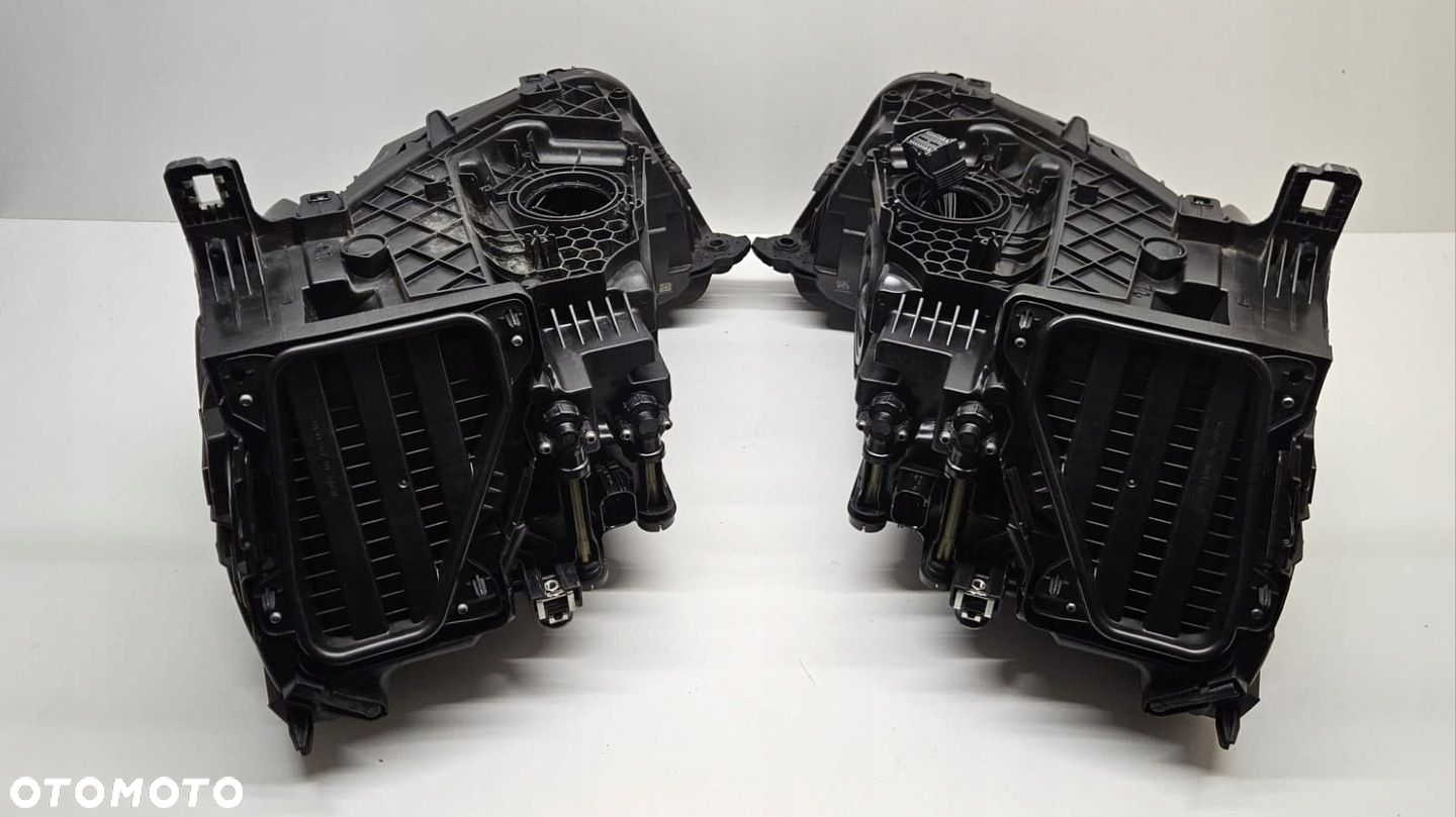 AUDI Q3 RSQ3 83A MATRIX FULL LED LEWY PRAWY REFLEKTOR LAMPA - 10