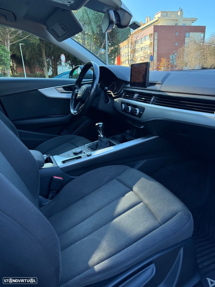 Audi A4 Avant 2.0 TDI - 9