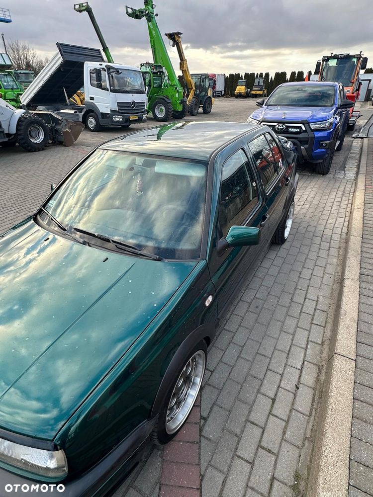 Volkswagen Vento - 6