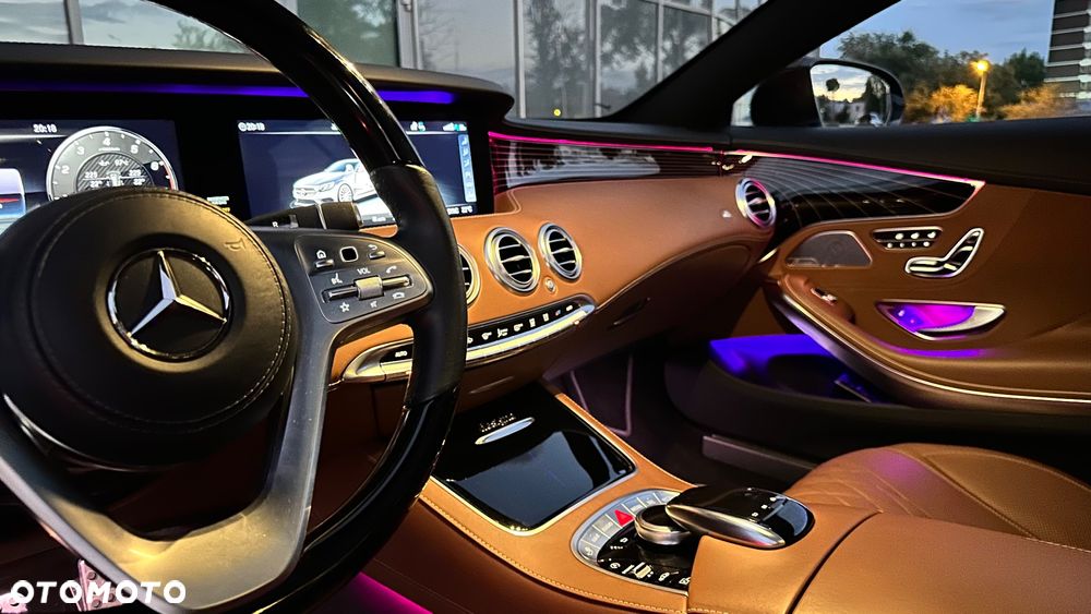 Mercedes-Benz Klasa S 560 Coupe 4-Matic 9G-TRONIC - 31