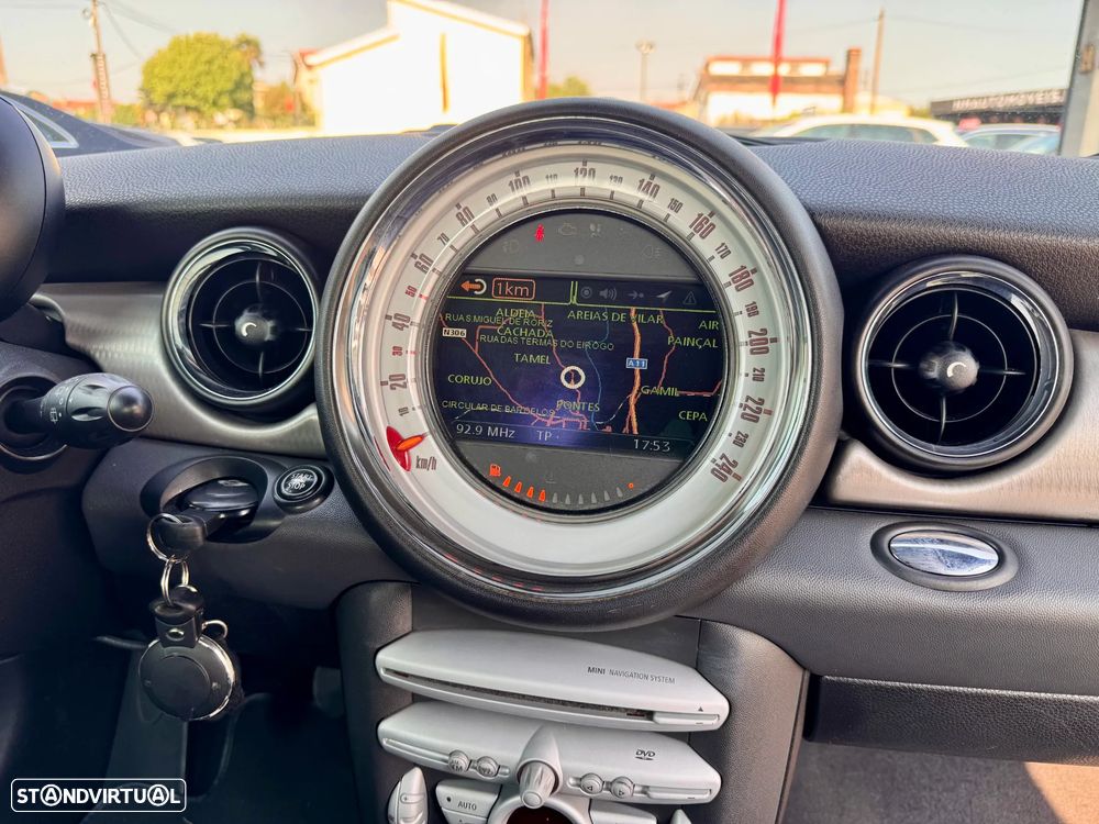 MINI 3 Portas Cooper D - 12