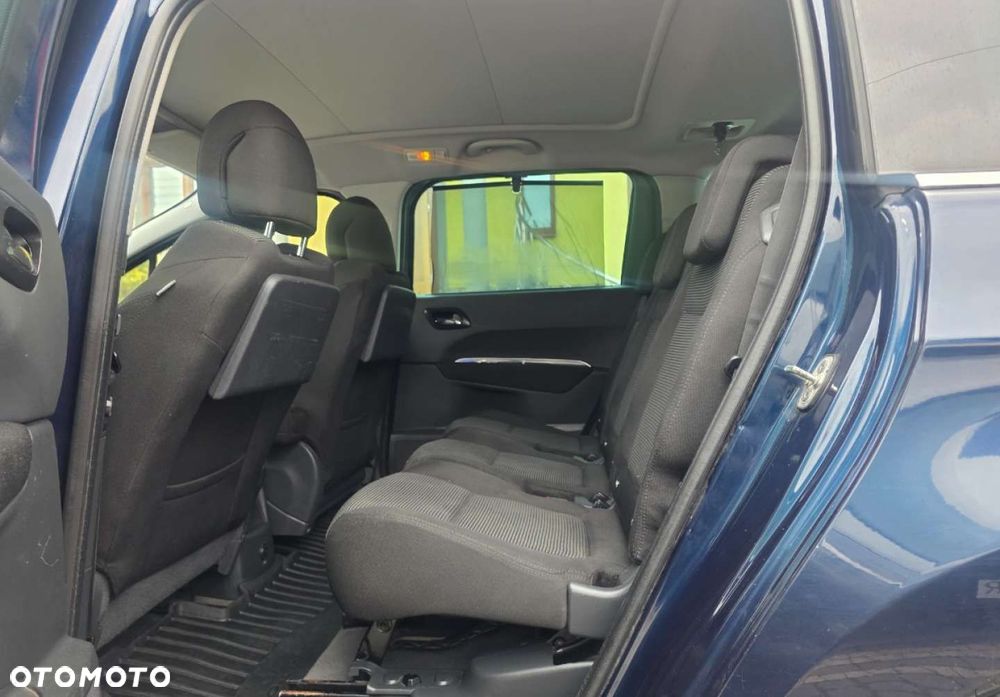 Peugeot 5008 - 25