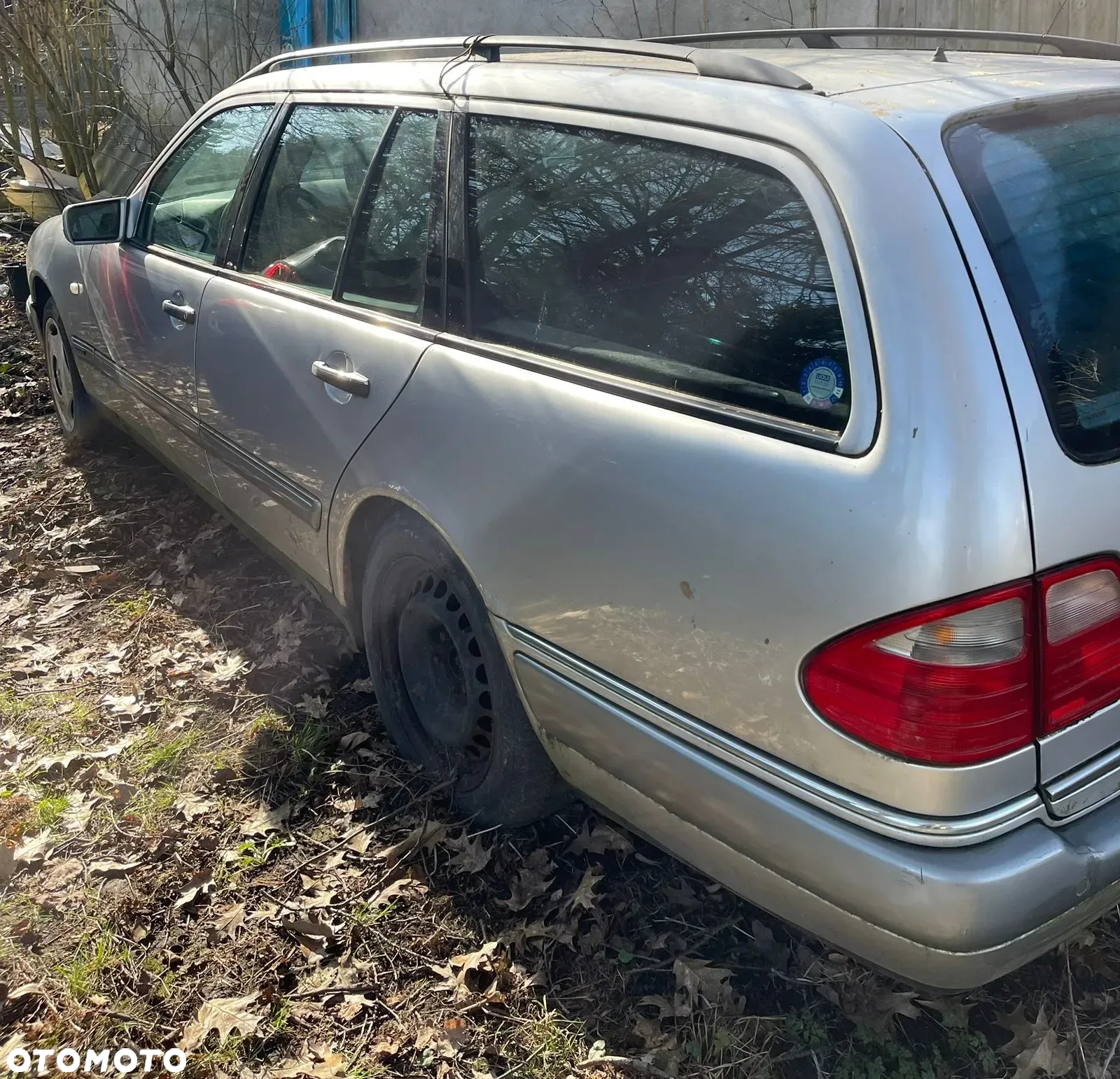 Mercedes-Benz Klasa E 320 T Classic - 4