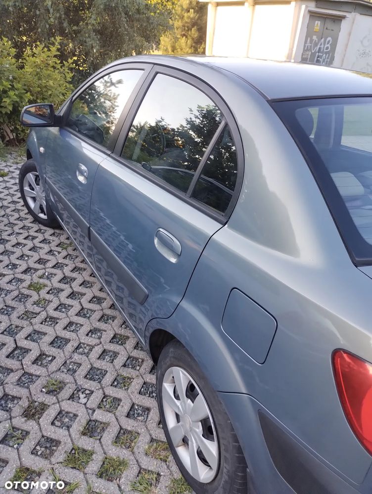 Kia Rio 1.4 Family - 2