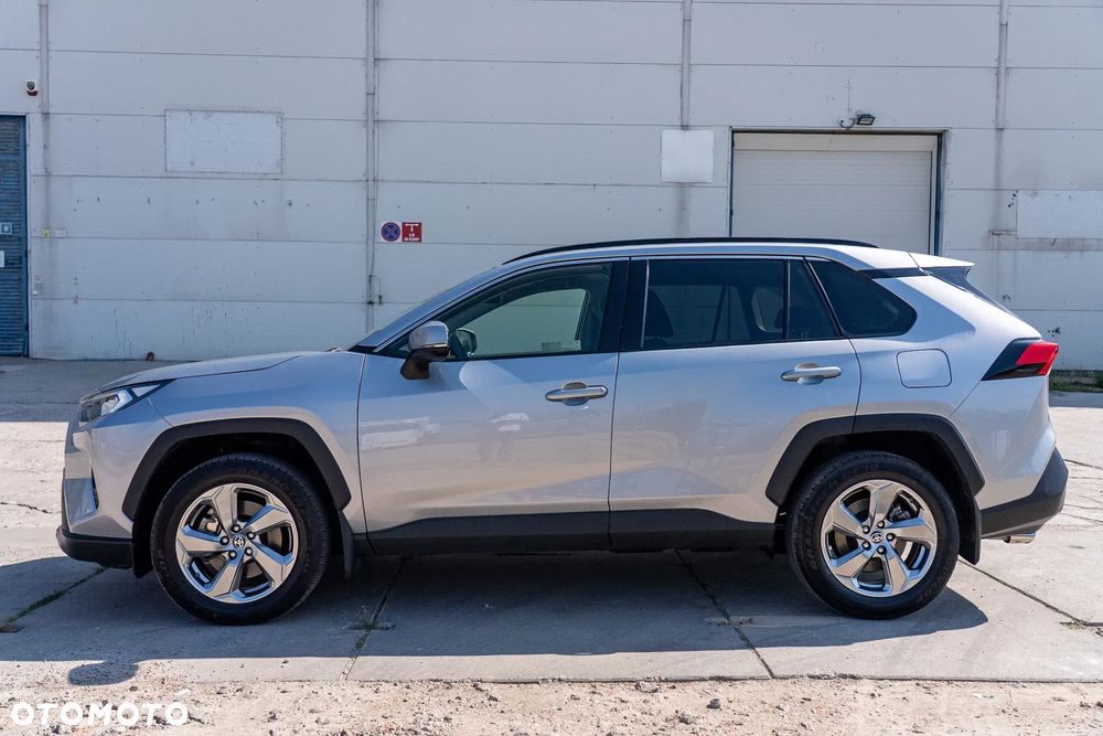Toyota RAV4 - 3