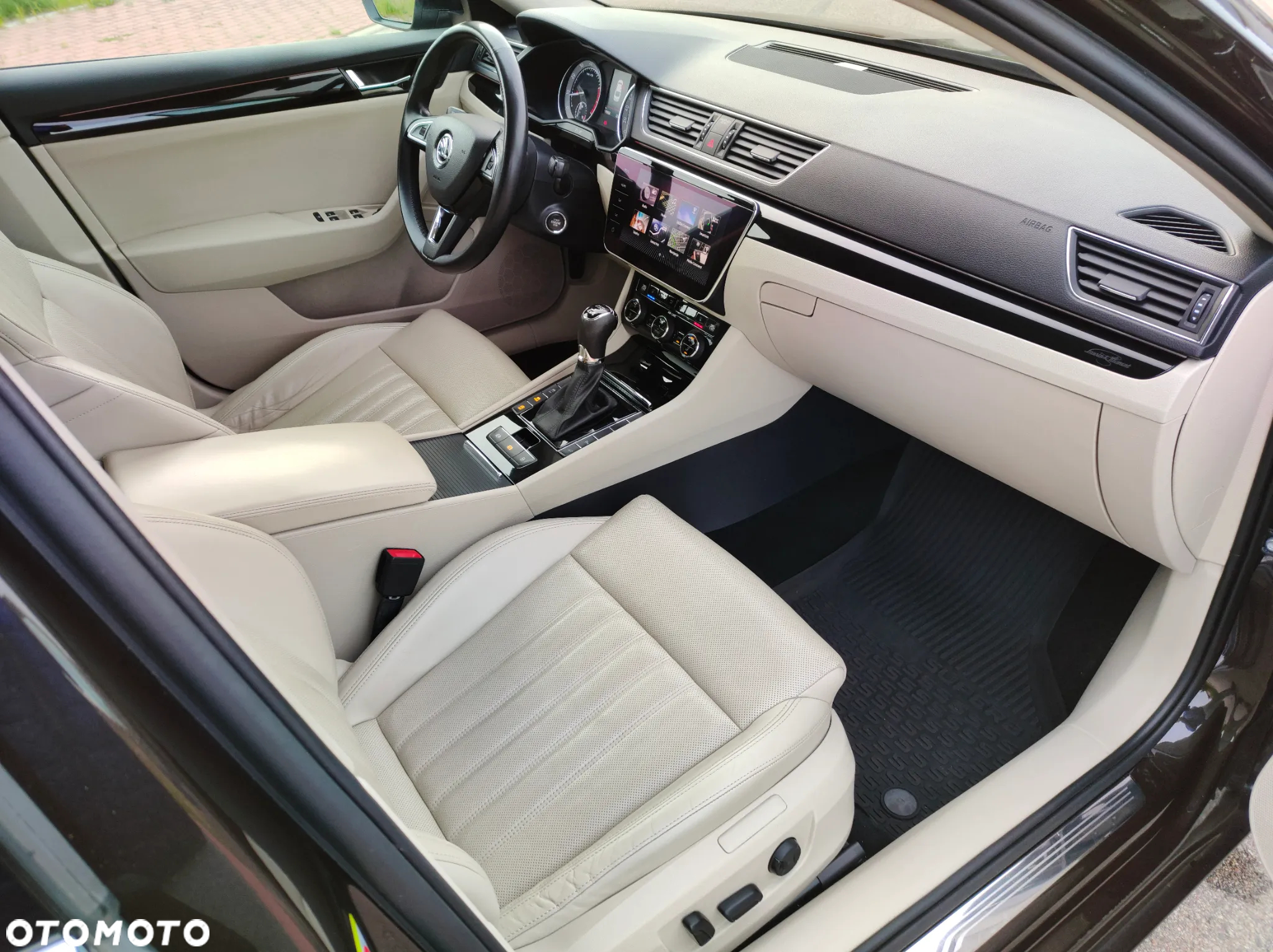 Skoda Superb 2.0 TSI 4x4 L&K DSG - 13