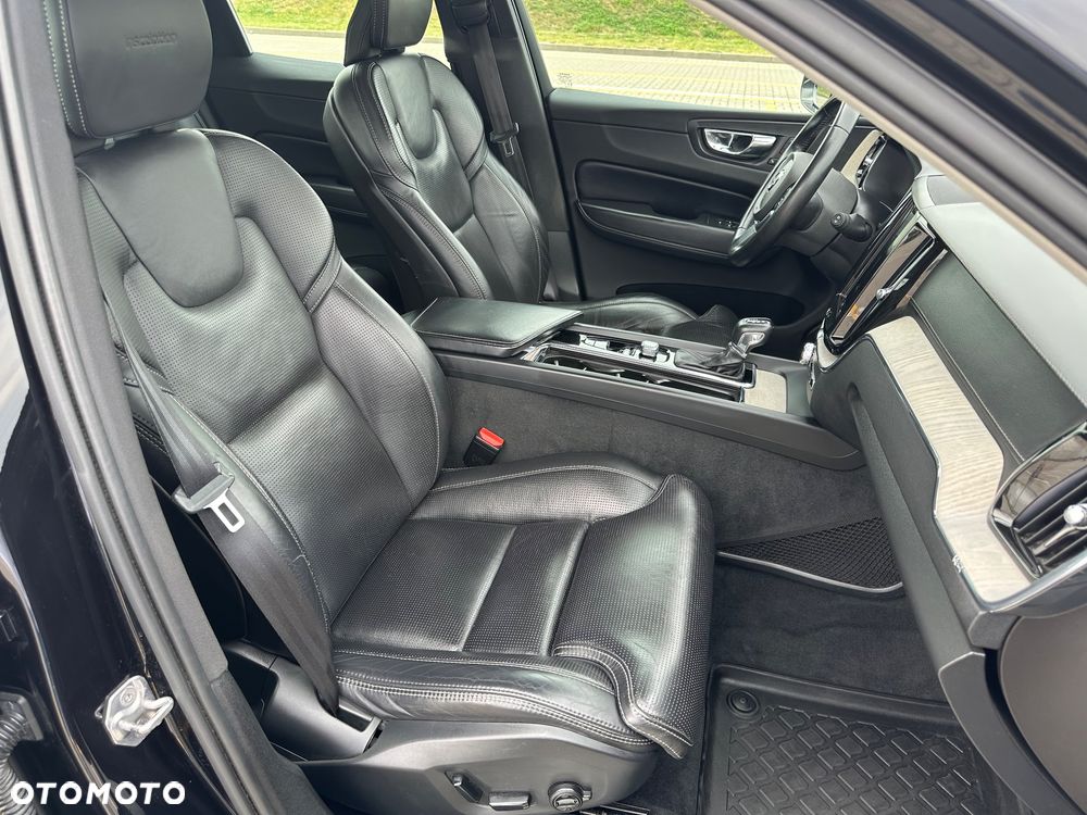 Volvo XC 60 D4 SCR AWD Inscription - 22