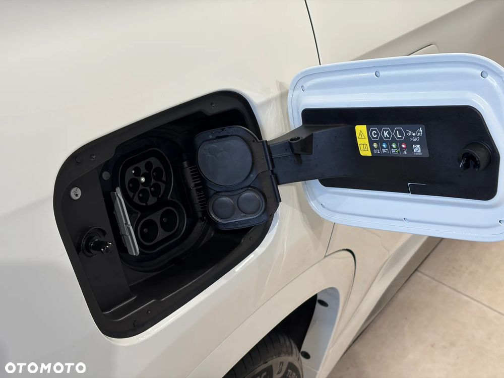 BMW iX1 eDrive20 66.5kWh - 13