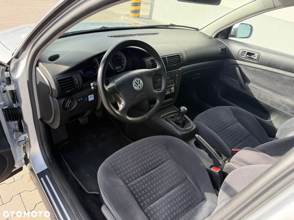 Volkswagen Passat 1.9 TDI - 24