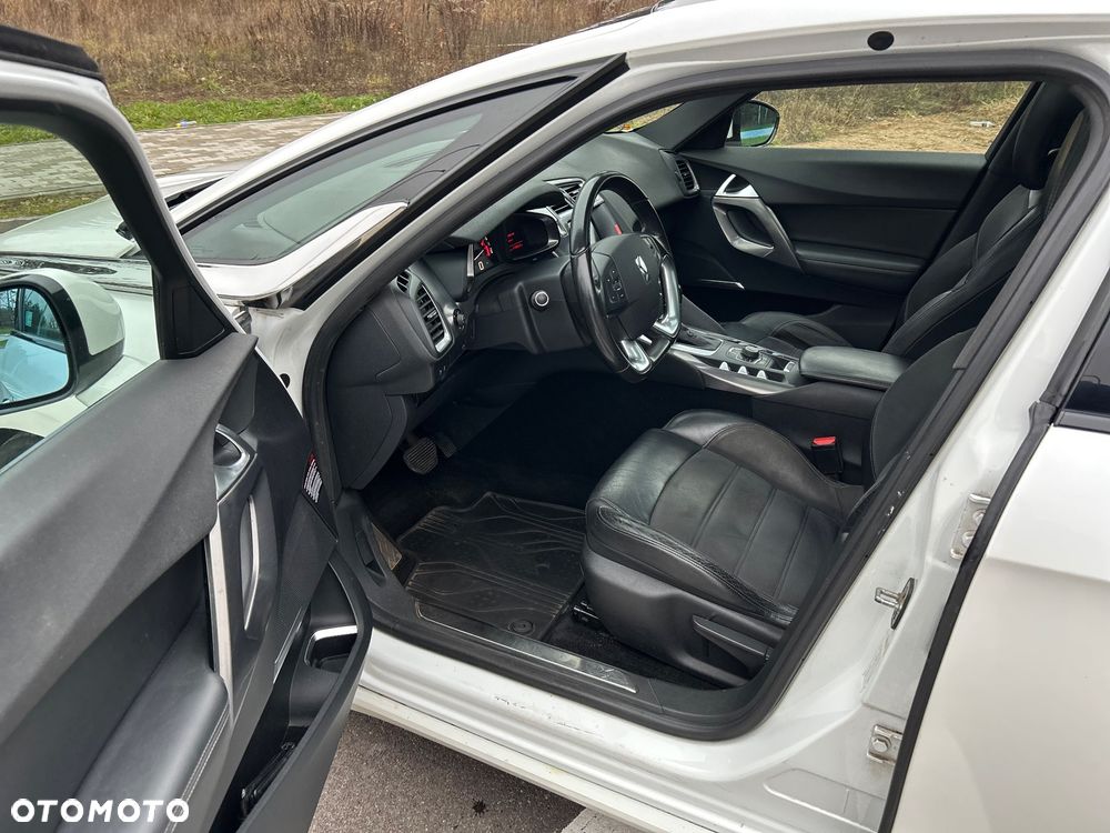 Citroën DS5 2.0 HDi SportChic - 17