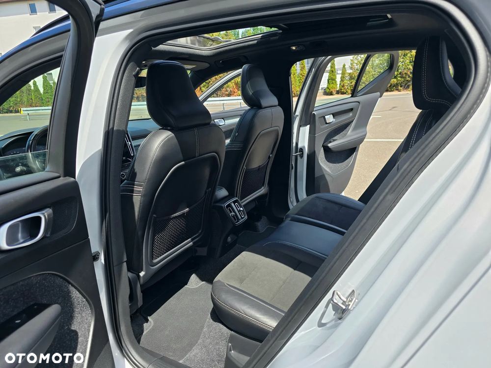 Volvo XC 40 - 16