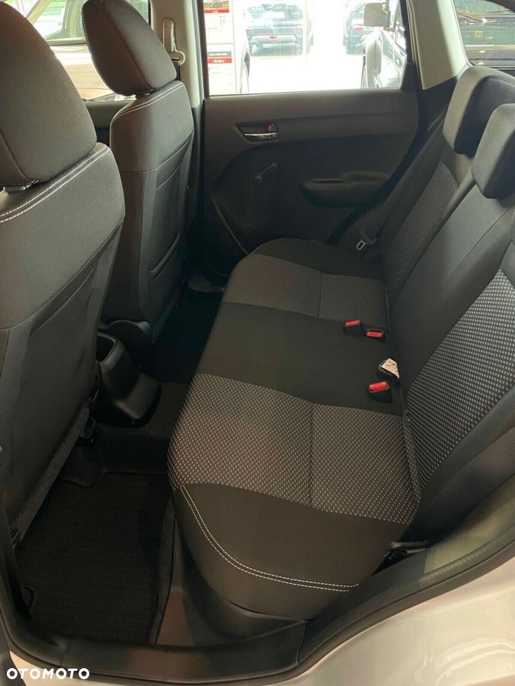 Suzuki Vitara - 26