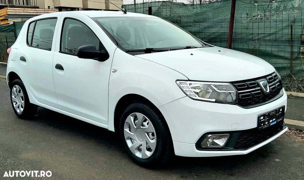 Dacia Sandero SCe 75 Essentiel - 4