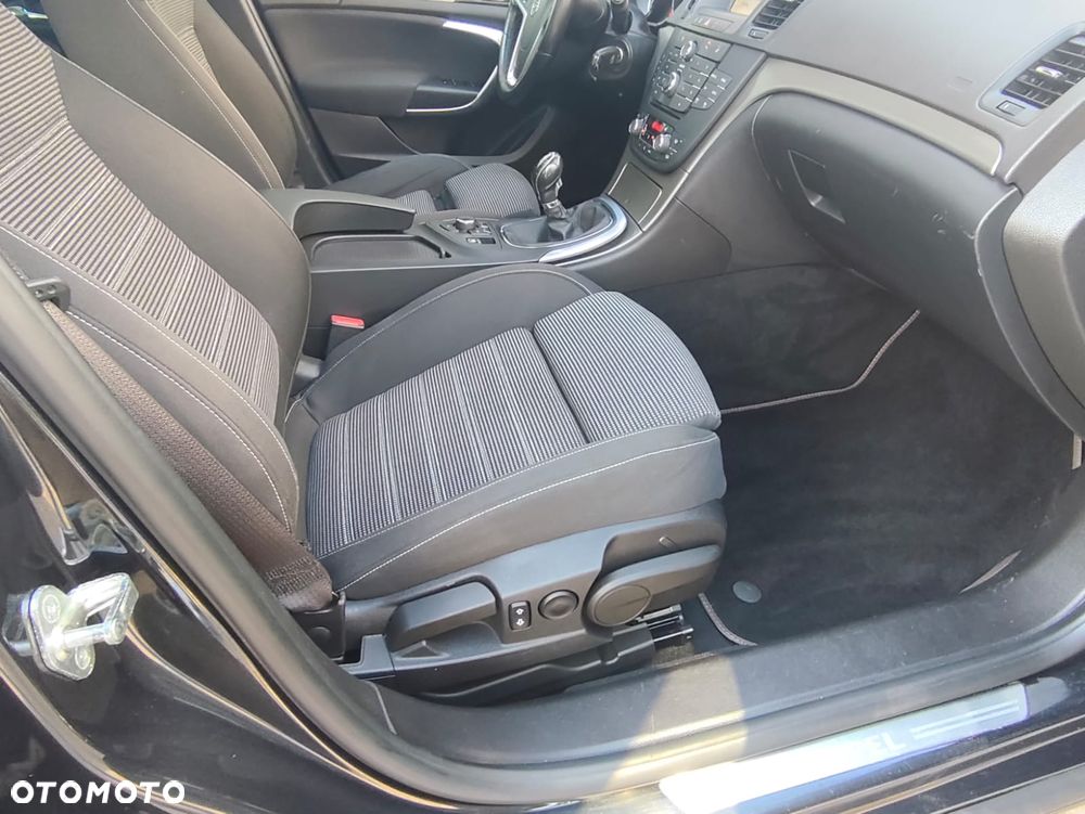 Opel Insignia 1.6 Turbo Cosmo - 29