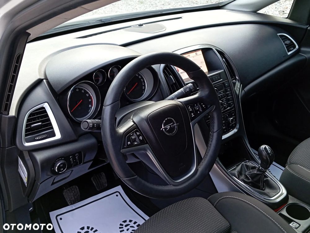 Opel Astra 1.4 Turbo Sport - 14
