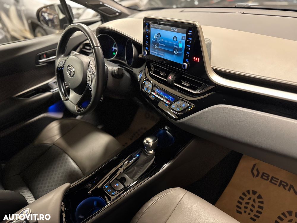 Toyota C-HR Lounge - 22