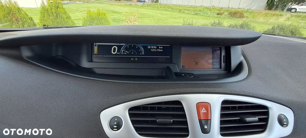 Renault Grand Scenic Gr 2.0 dCi Privilege - 14