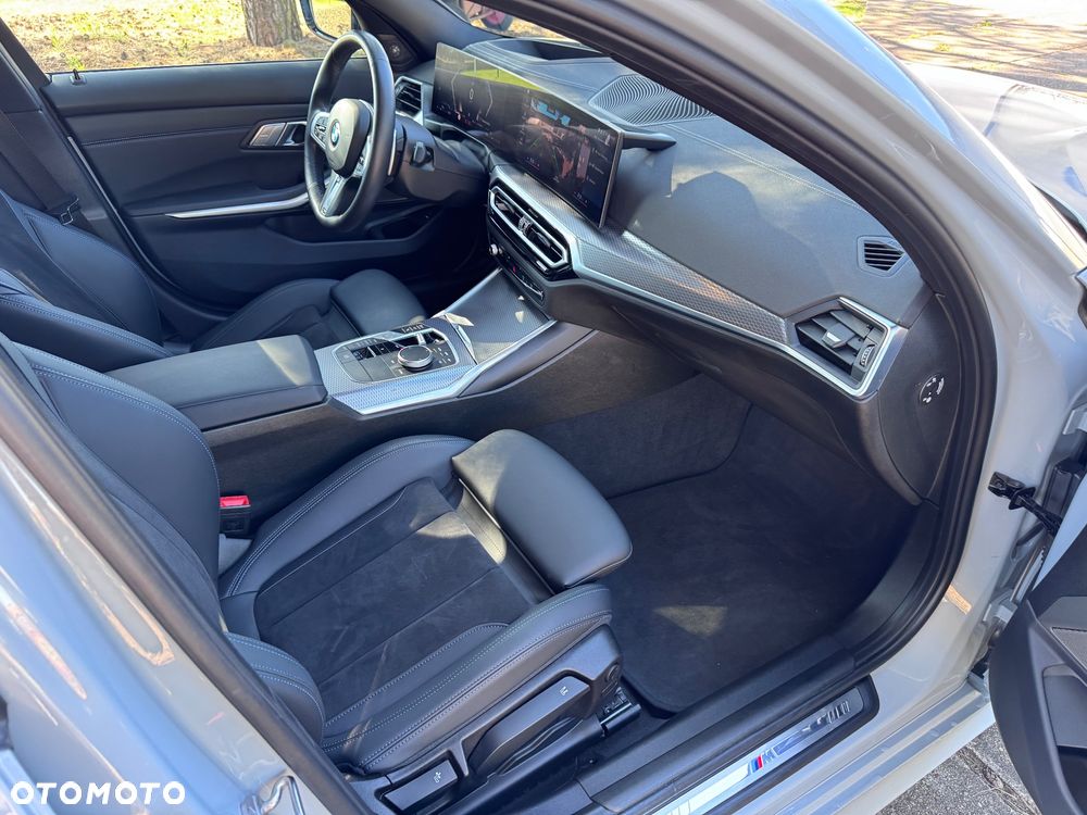 BMW Seria 3 320d xDrive mHEV M Sport - 13