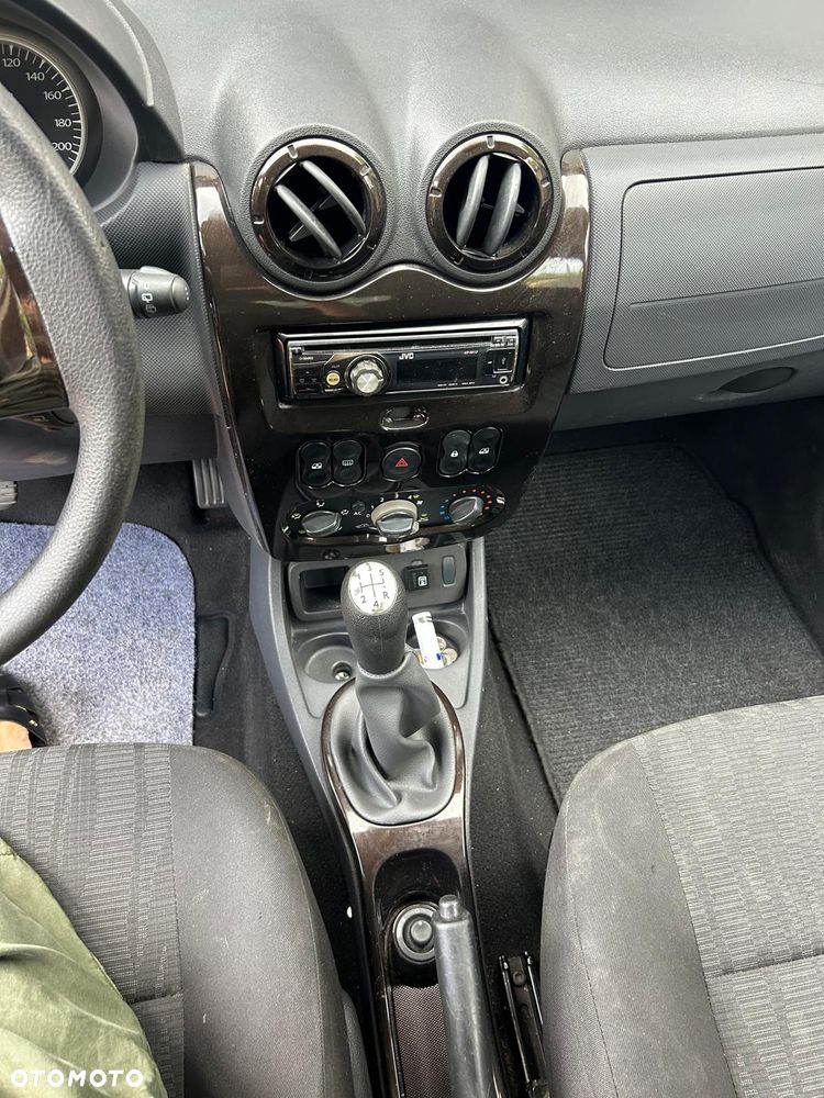 Dacia Duster 1.6 Ambiance Eco - 12