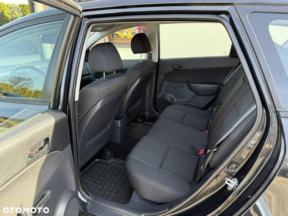 Hyundai i30 1.4 Classic + EU5 - 19