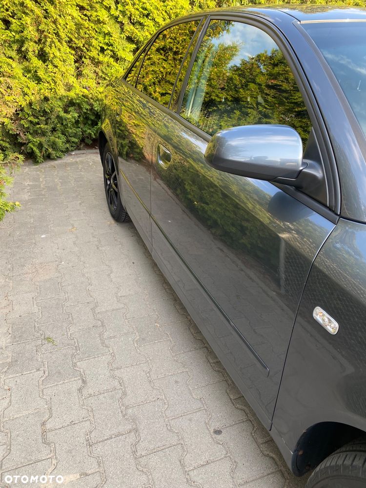 Audi A4 Limousine 1.6 - 3