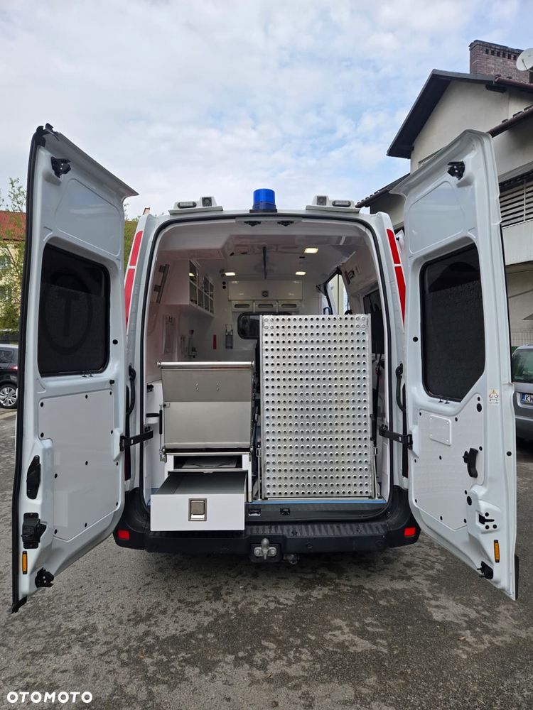 Renault Master Ambulans karetka Gwarancja - 11