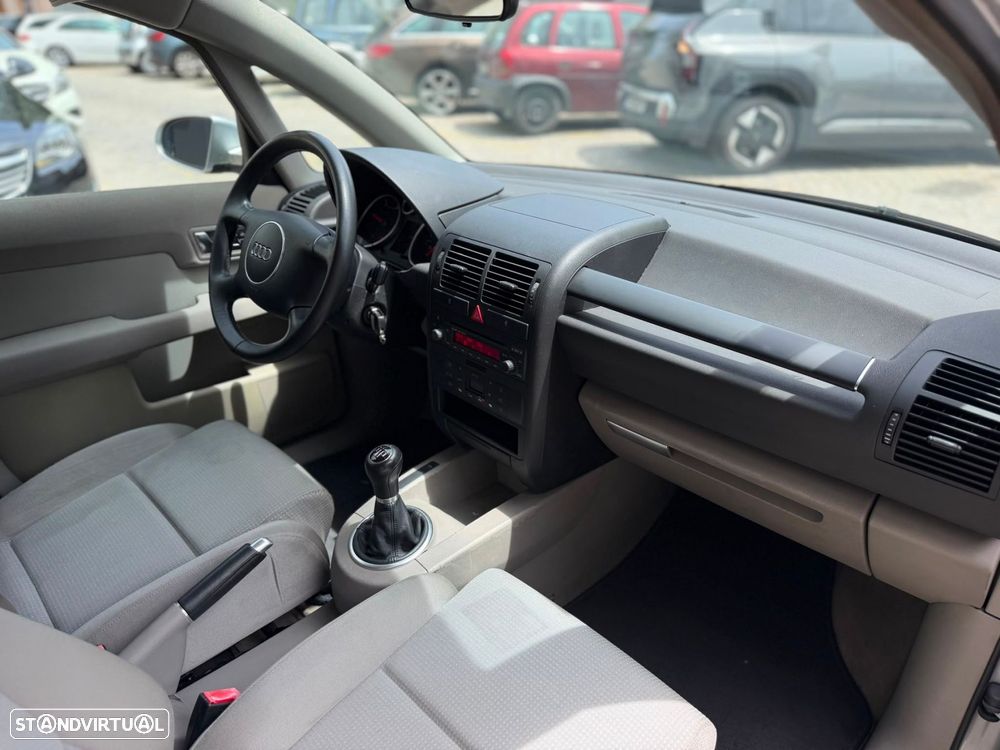 Audi A2 1.4 TDI Ambiente 90 - 18