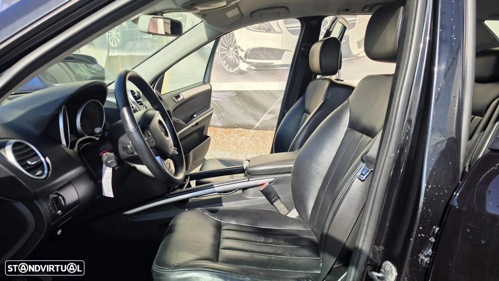 Mercedes-Benz ML 320 CDi - 11