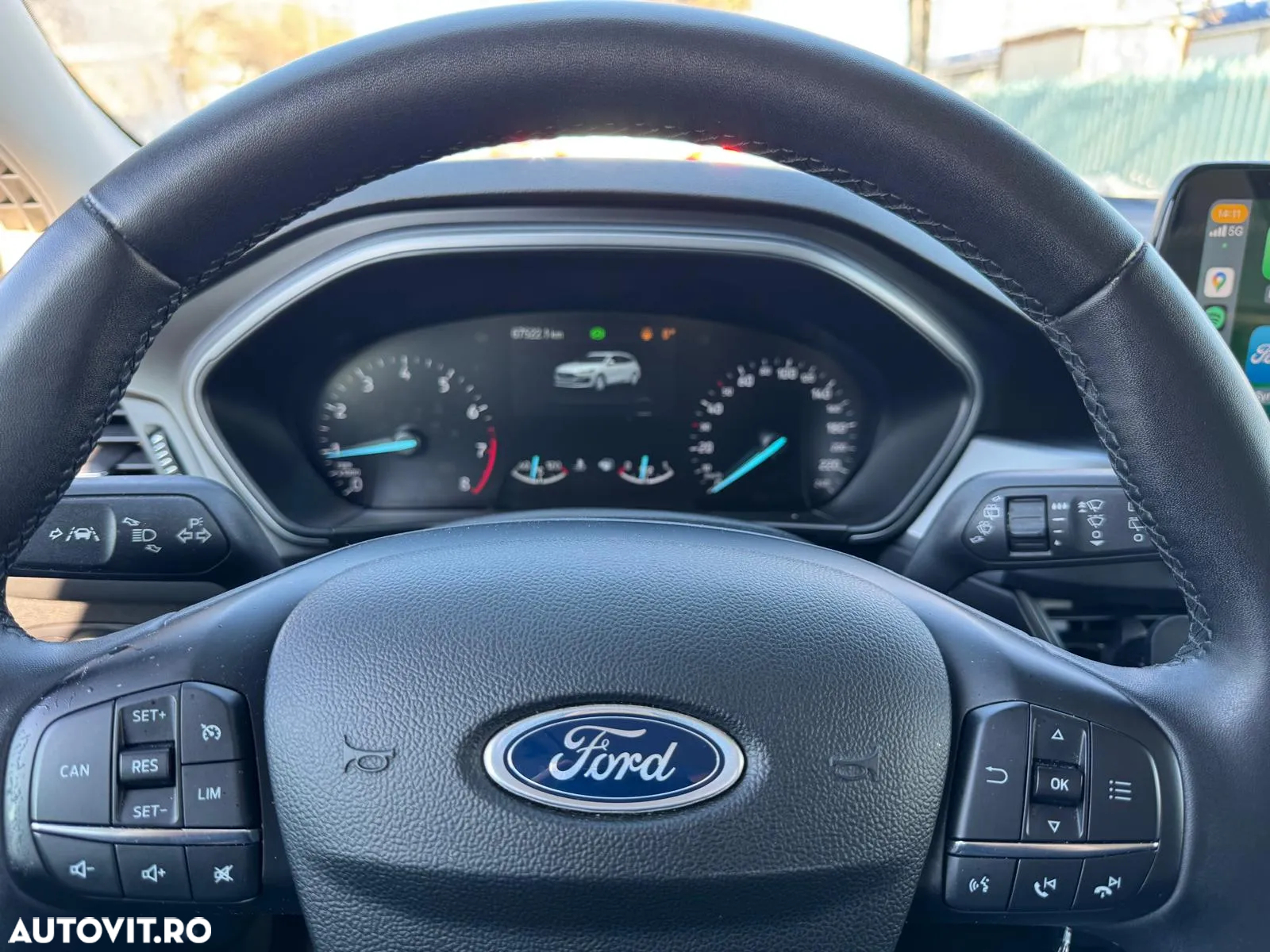 Ford Focus 1.0 EcoBoost Trend - 8