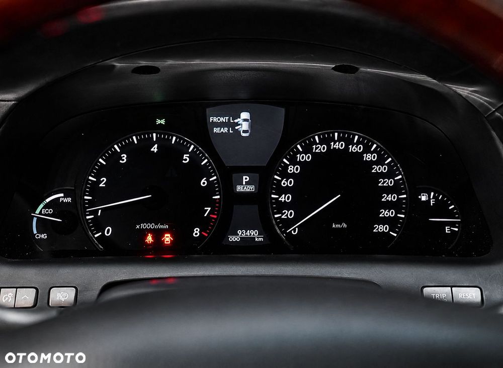 Lexus LS - 17