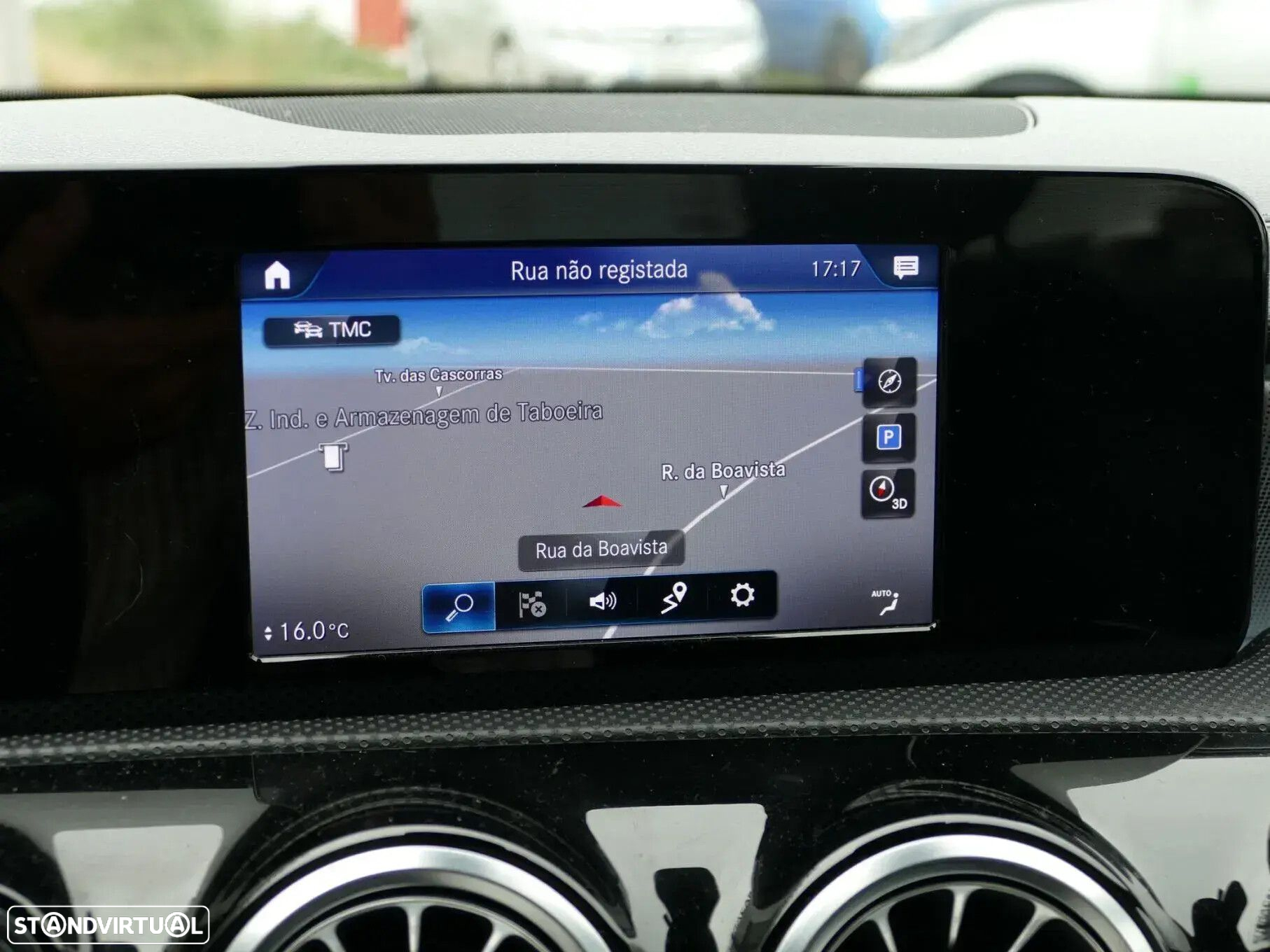 Mercedes-Benz A 250 Limousine e AMG Line - 16