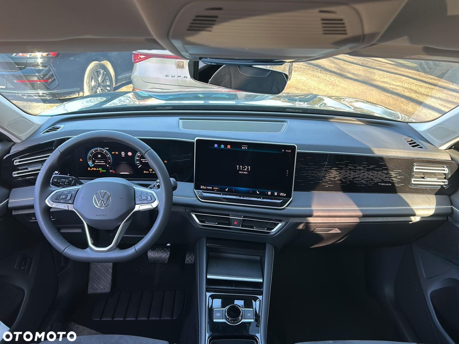 Volkswagen Tiguan - 4