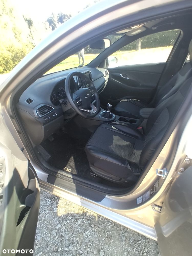 Hyundai i30 1.4 Classic + - 3