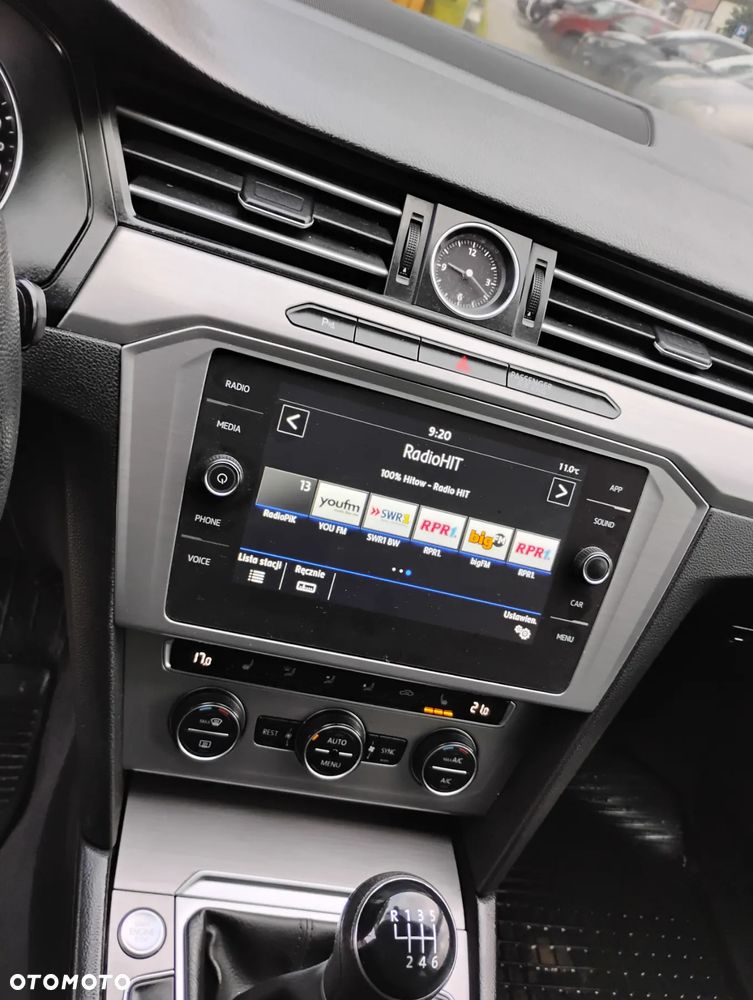 Volkswagen Passat Variant 1.4 TSI (BlueMotion Technology) Trendline - 17