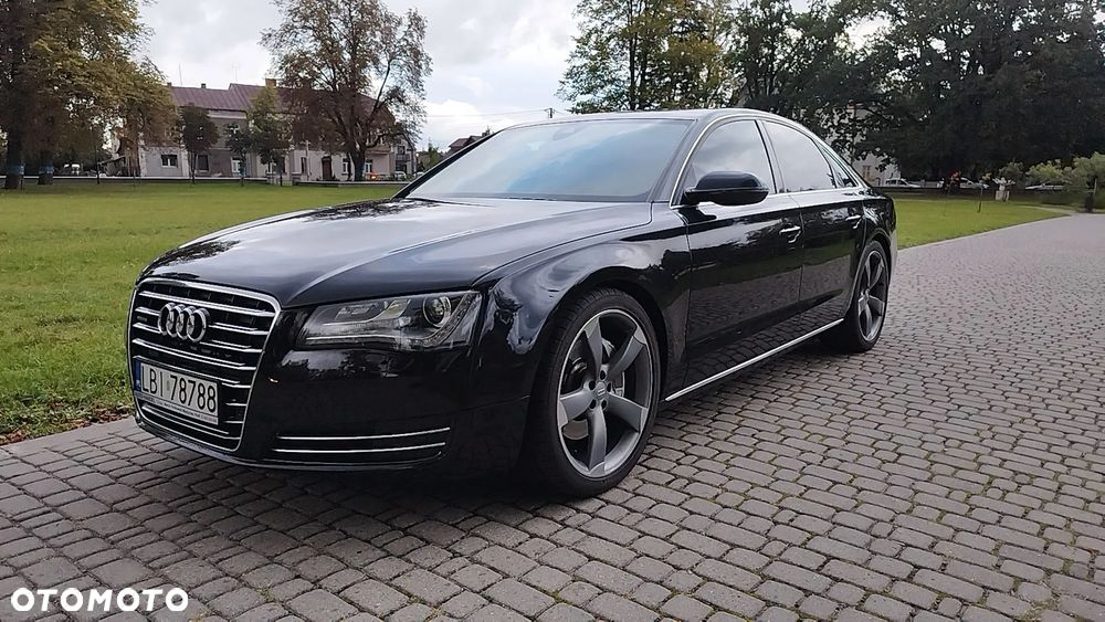Audi A8 2010 photo 5